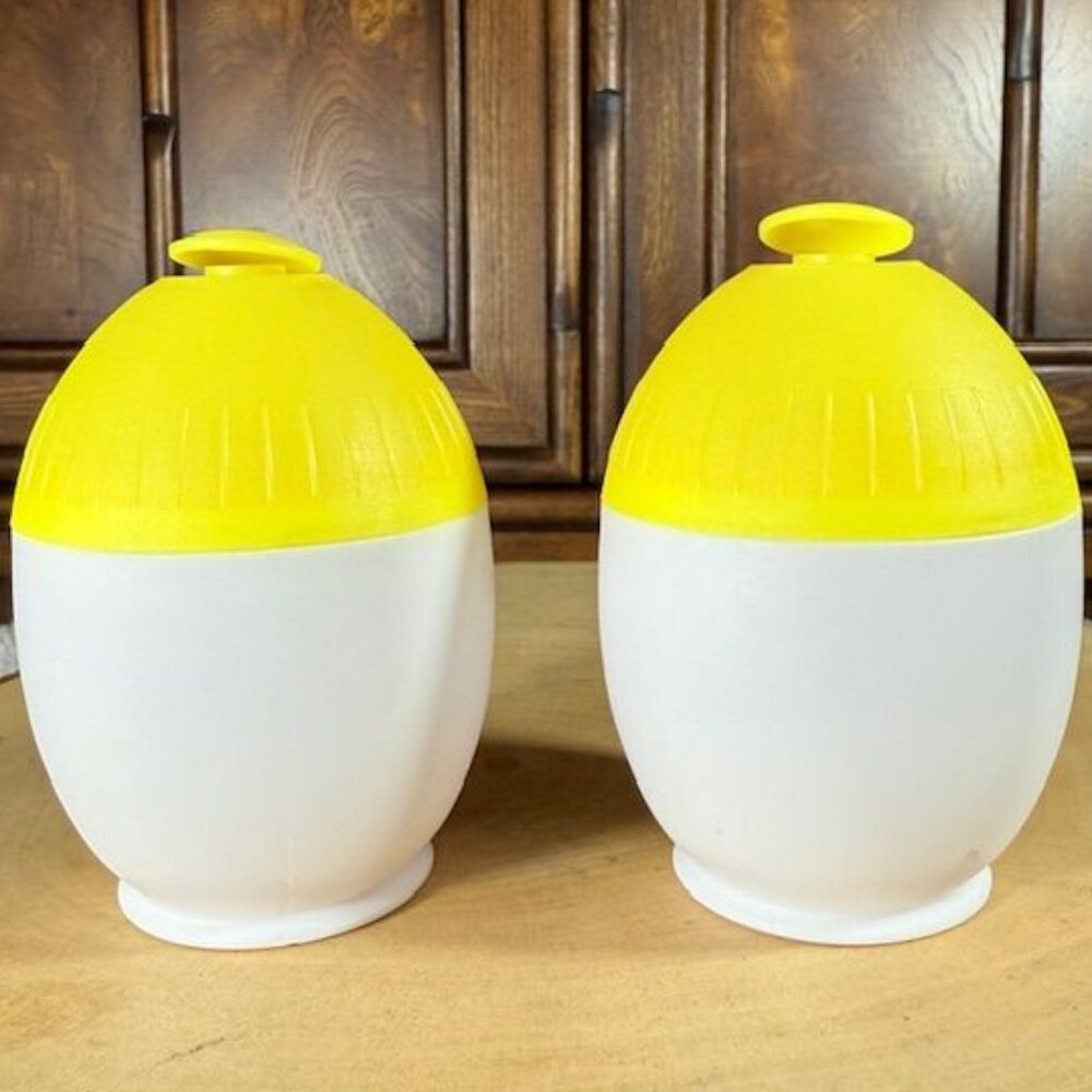 Vintage Set of 2 TriStar Lemon Juice Savers Keepers with Flip Top Pourer